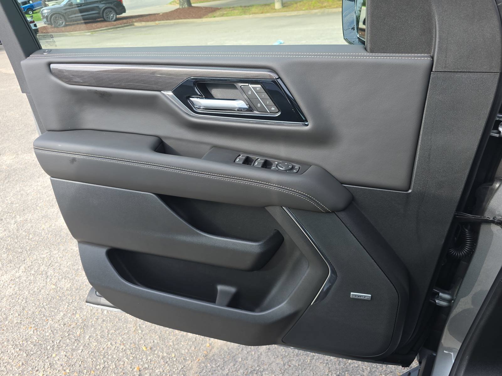 New 2026 GMC Yukon XL Elevation w/ Elevation Premium Package AWD/4WD image 24