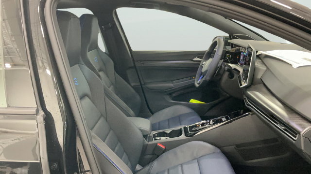New 2027 Volkswagen Golf R Black Edition AWD/4WD image 12