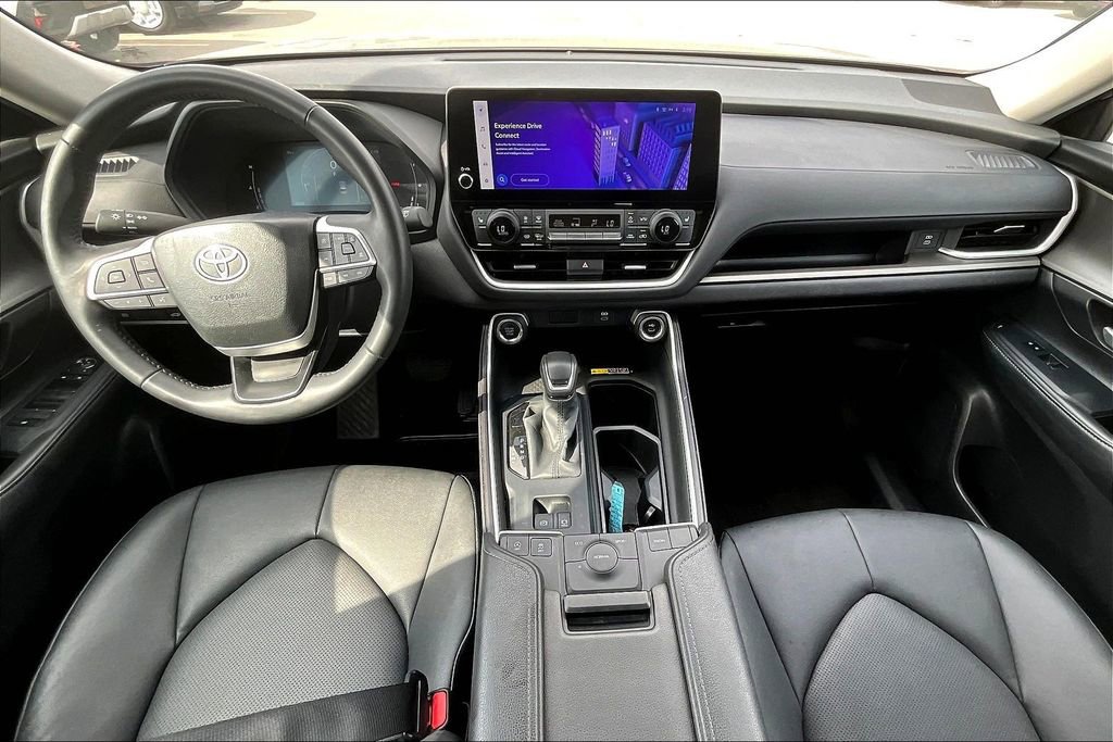 Used 2025 Toyota Grand Highlander FWD image 18