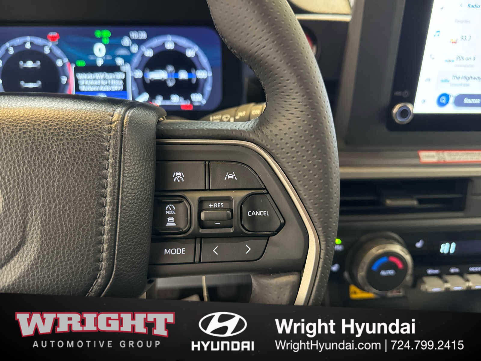 Used 2025 Toyota 4Runner TRD Off-Road image 21