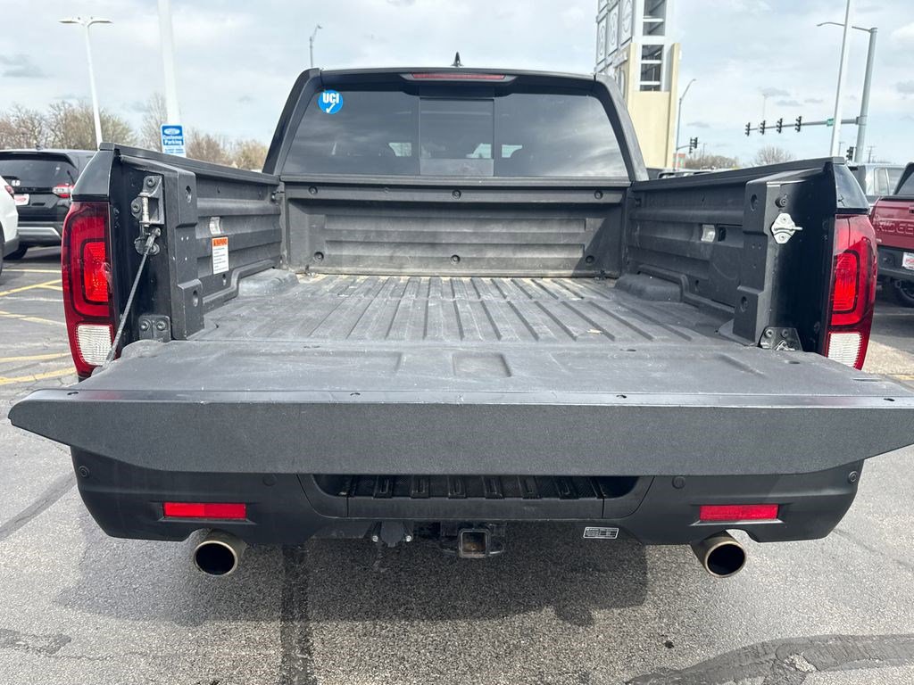 Used 2023 Honda Ridgeline Black Edition image 16