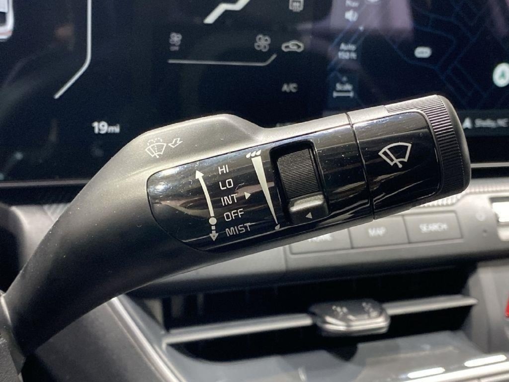 New 2026 Kia K4 EX w/ GT-Line Premium Package FWD image 36