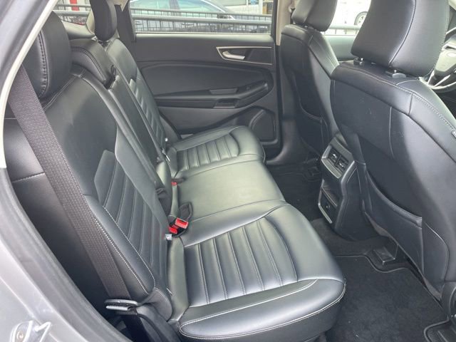 Used 2024 Ford Edge SEL AWD/4WD image 10