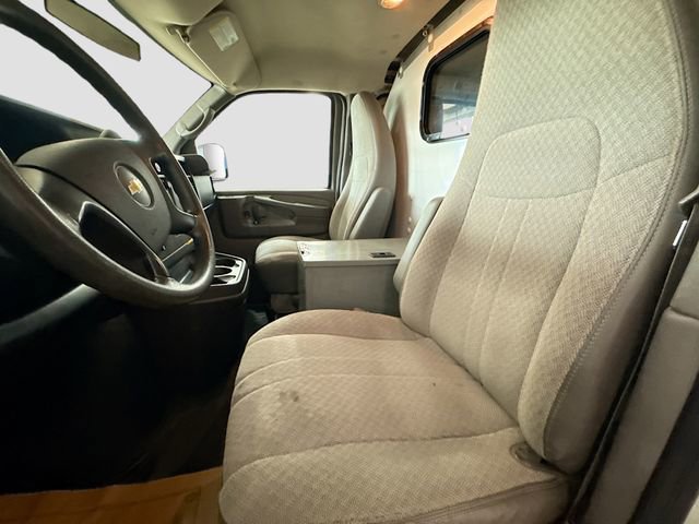 Used 2014 Chevrolet Express 1500 image 19