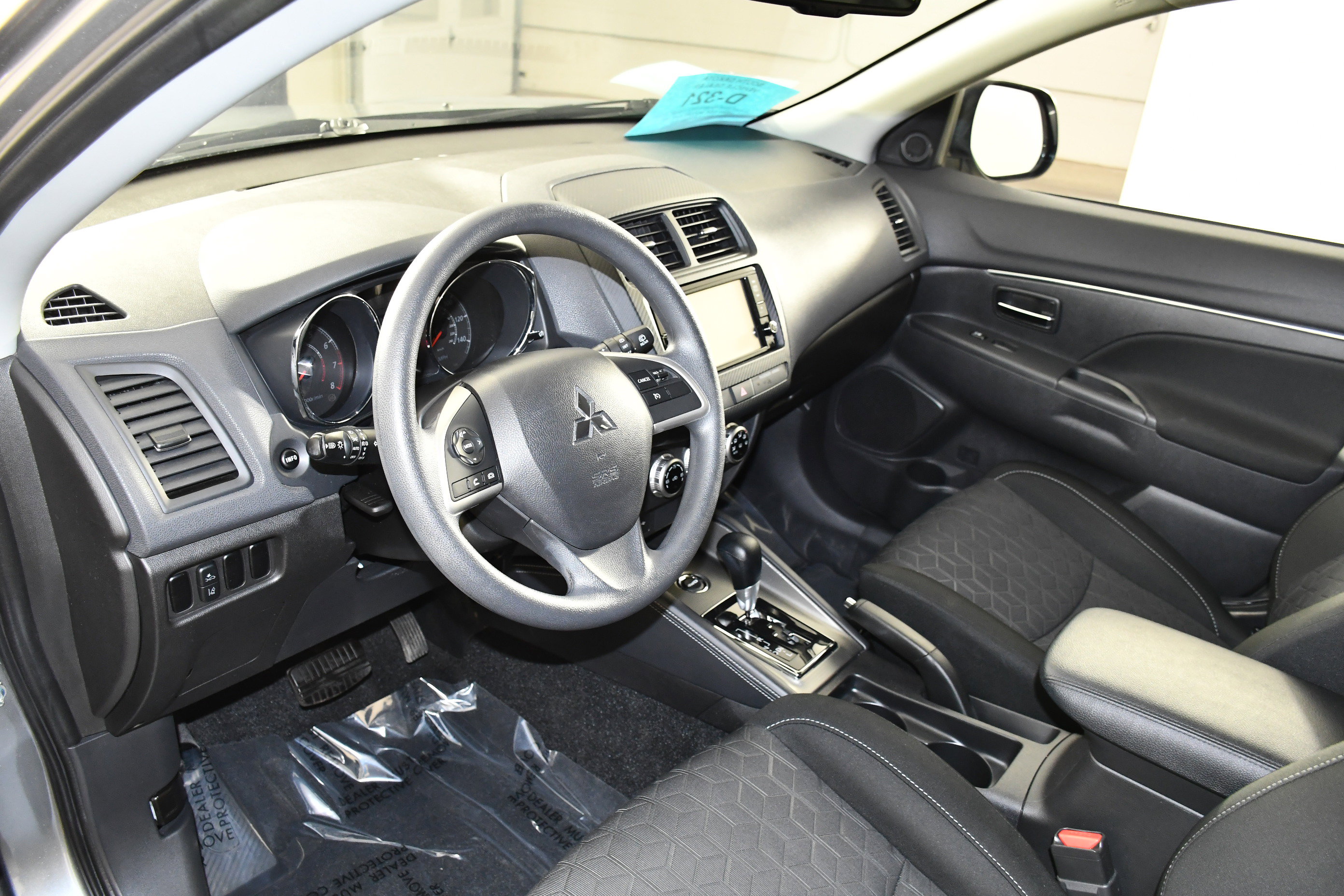 Used 2021 Mitsubishi Outlander Sport ES image 2