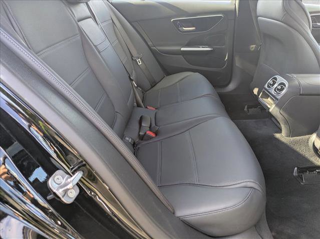 Used 2025 Mercedes-Benz C 300 4MATIC Sedan image 20