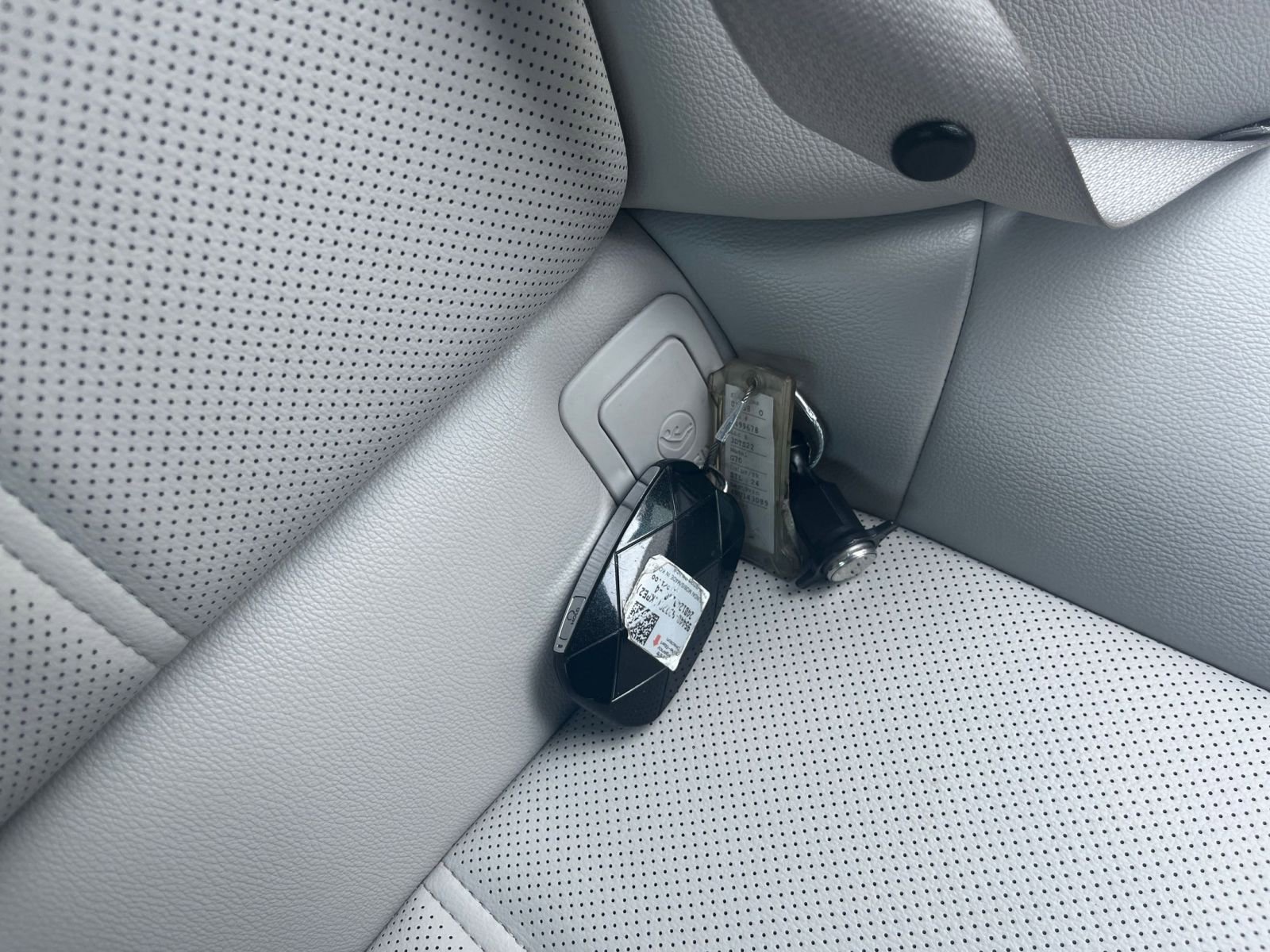 Used 2024 Genesis G70 2.5T image 21