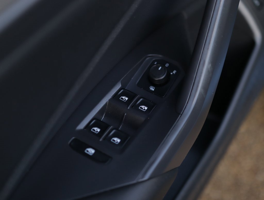 Used 2020 Volkswagen Jetta S w/ Driver Assistance Package image 20