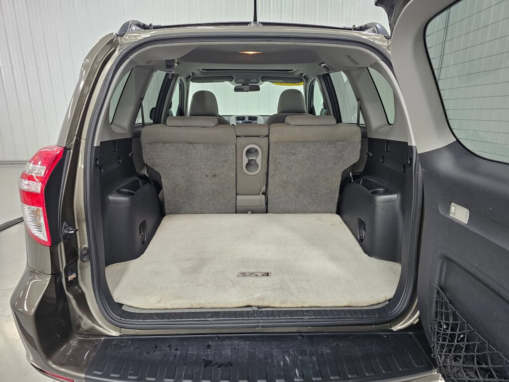 Used 2011 Toyota RAV4 4WD w/ Upgrade Value Pkg image 15
