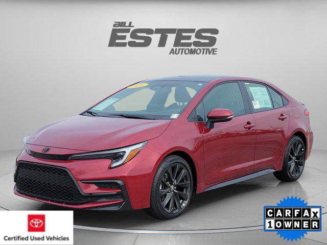 Certified 2026 Toyota Corolla SE w/ SE Package FWD image 1
