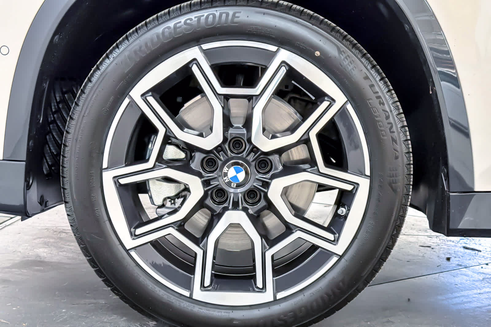 New 2026 BMW X1 xDrive28i w/ Technology Package AWD/4WD image 25