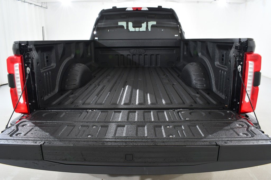 New 2026 Ford F350 Lariat w/ Black Appearance Package image 24