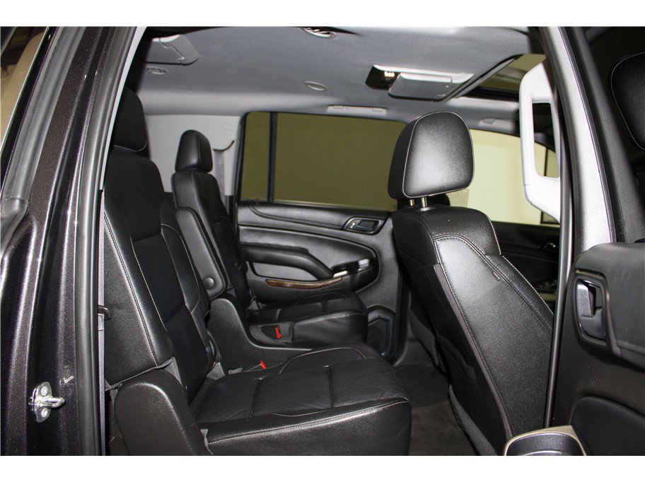 Used 2016 Chevrolet Suburban LT image 27