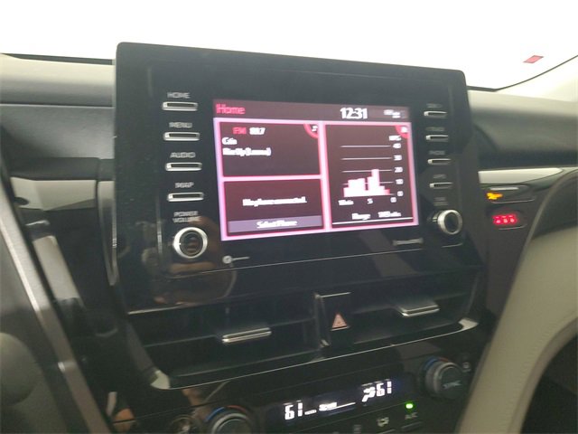 Used 2022 Toyota Camry LE image 26