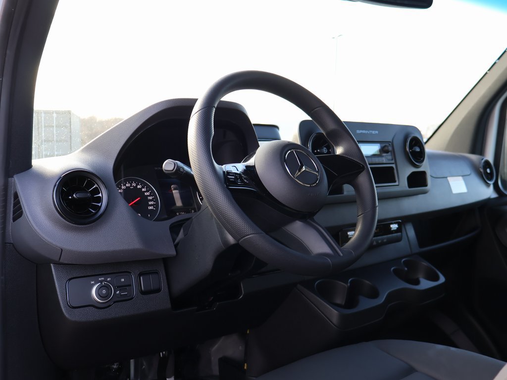 New 2026 Mercedes-Benz Sprinter 2500 image 23