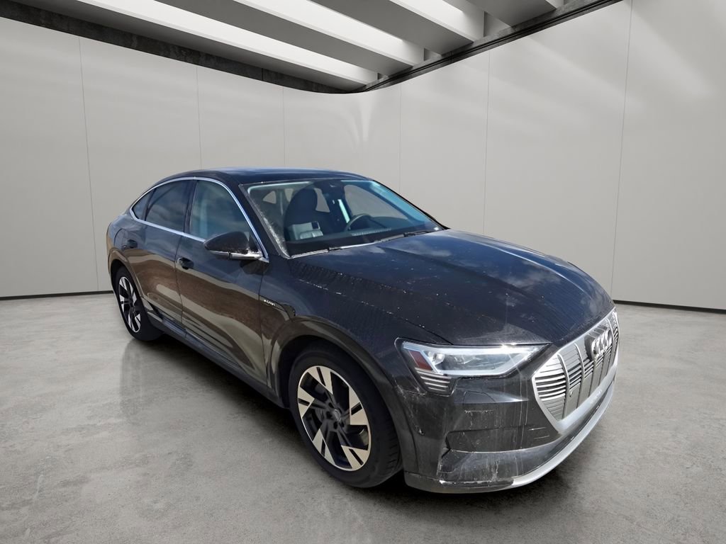 Used 2020 Audi e-tron Premium Plus image 7