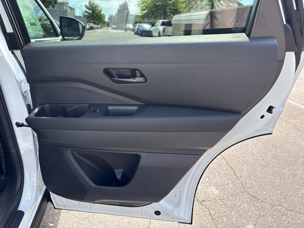New 2026 Nissan Pathfinder SV FWD image 32