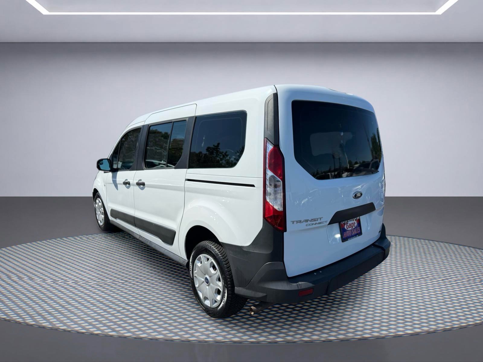 Used 2015 Ford Transit Connect XL FWD image 4