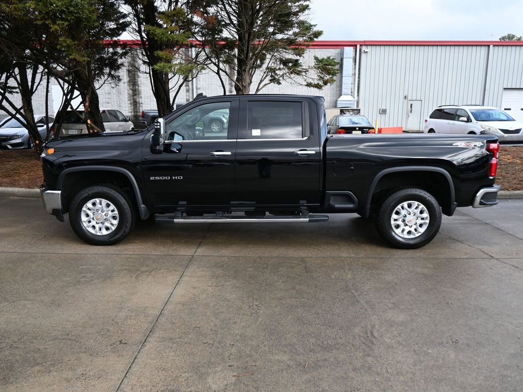 Used 2022 Chevrolet Silverado 2500 LTZ w/ Snow Plow Prep/Camper Package AWD/4WD image 26