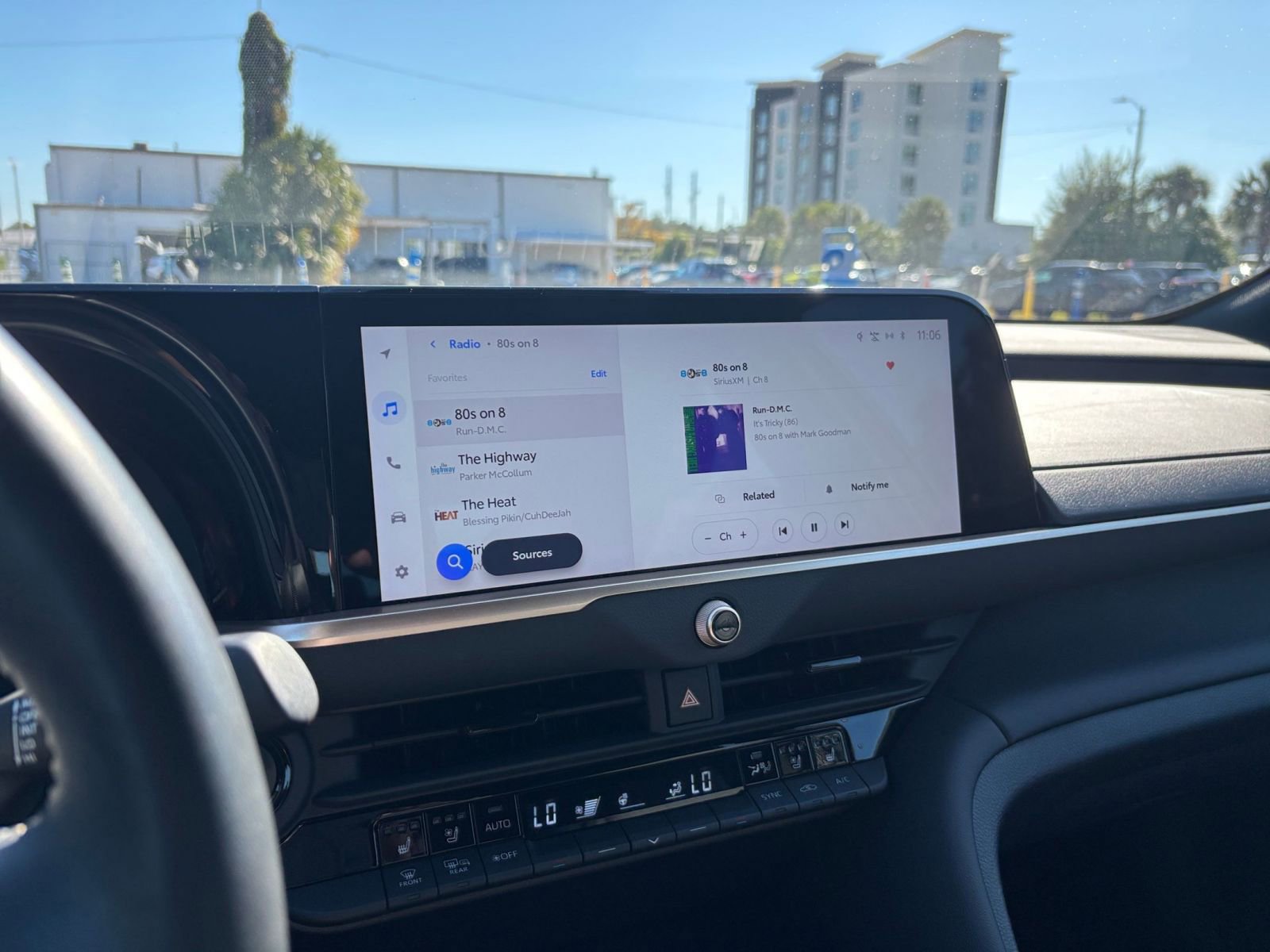 Used 2025 Toyota Crown XLE image 21