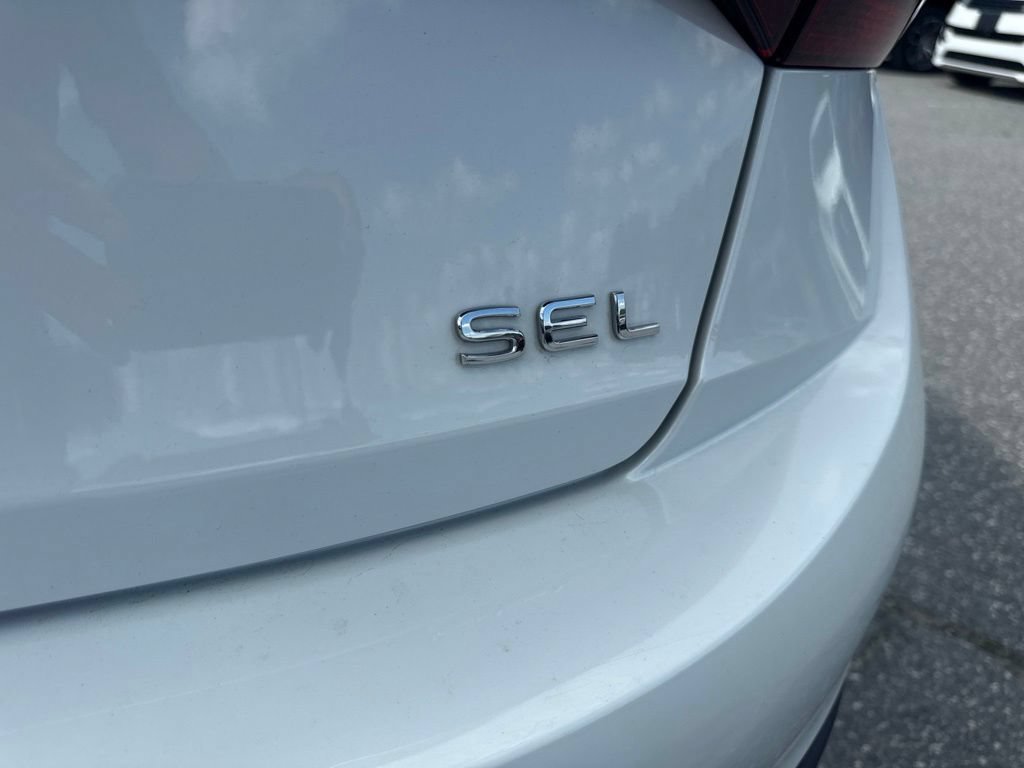 Used 2024 Volkswagen Jetta SEL FWD image 20