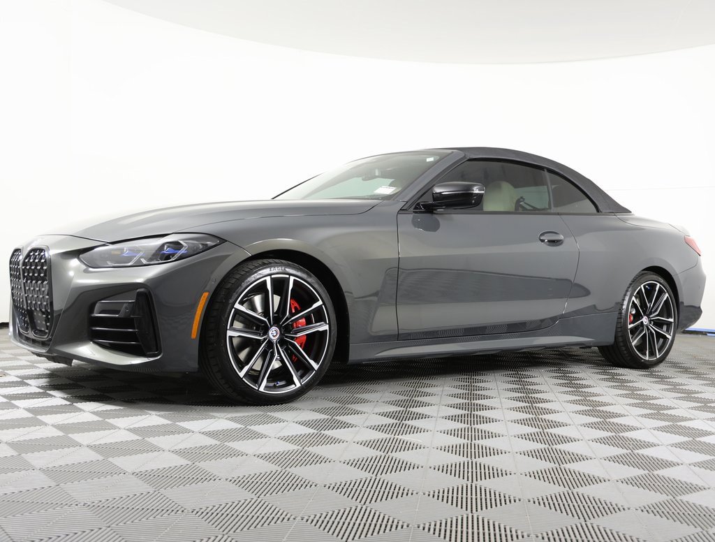 Used 2023 BMW 440i xDrive Convertible w/ Premium Package image 2