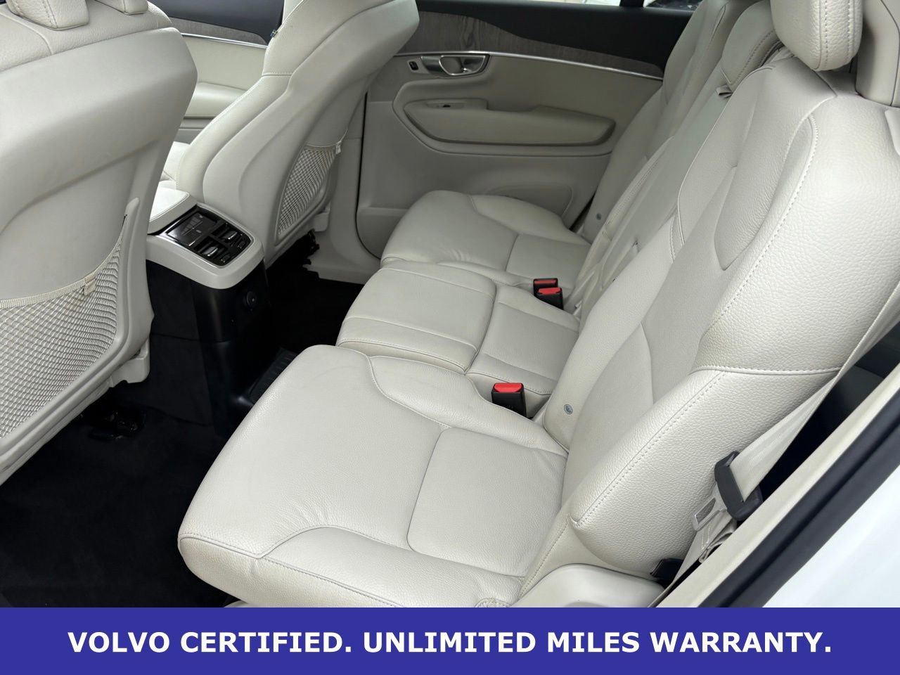 Certified 2024 Volvo XC90 T8 Plus w/ Protection Package Premier image 31