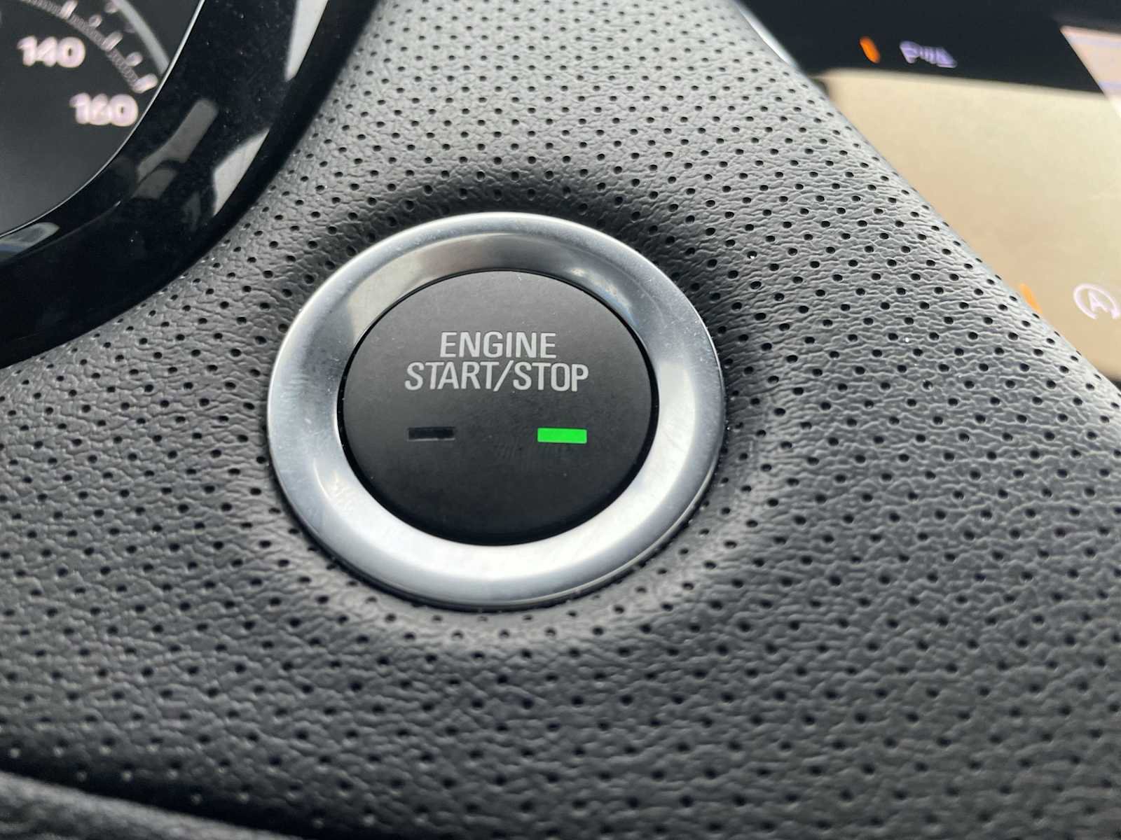 Used 2025 Cadillac XT5 Premium Luxury image 17