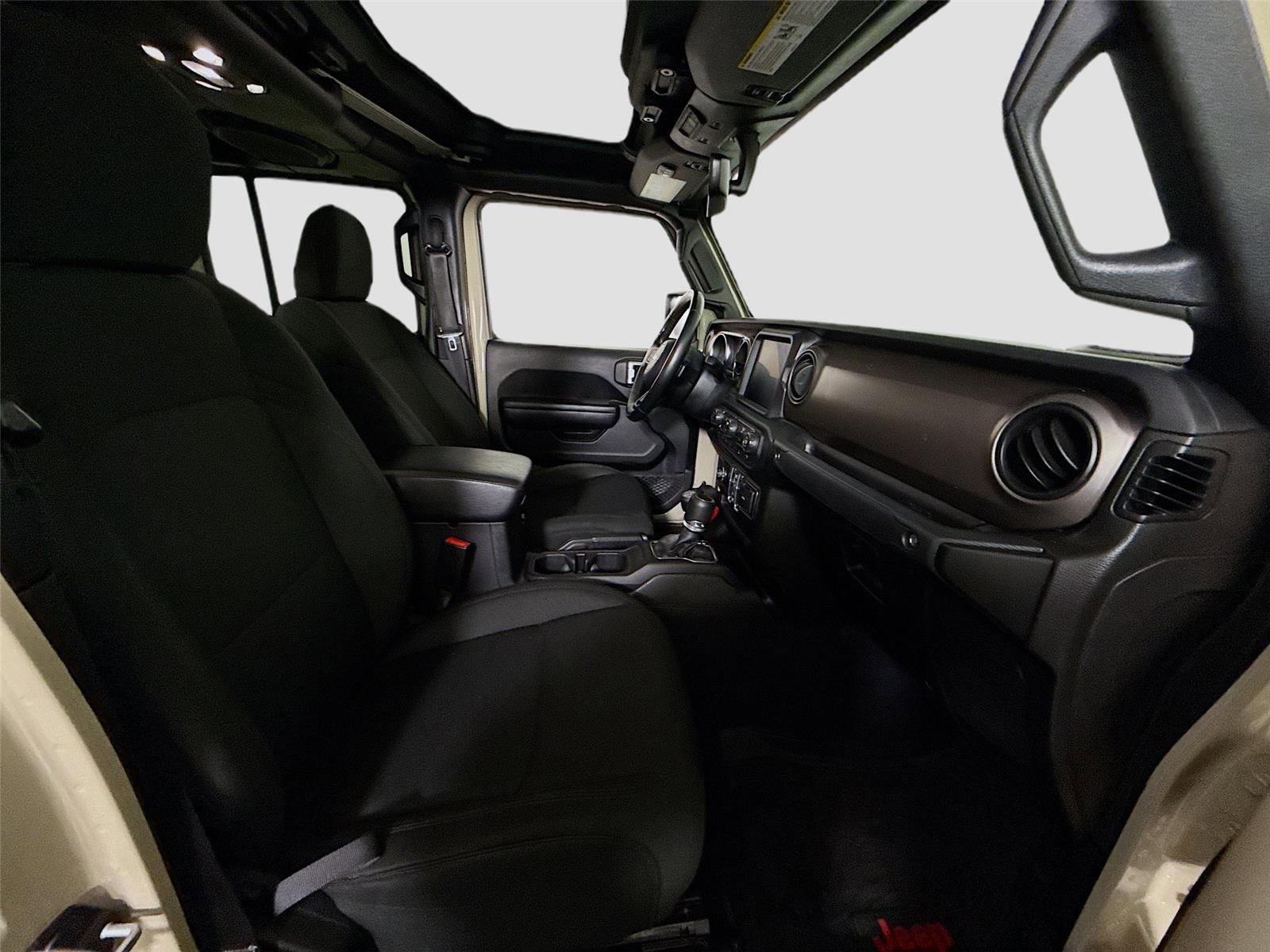 Used 2020 Jeep Gladiator Sport w/ Quick Order Package 24S image 21