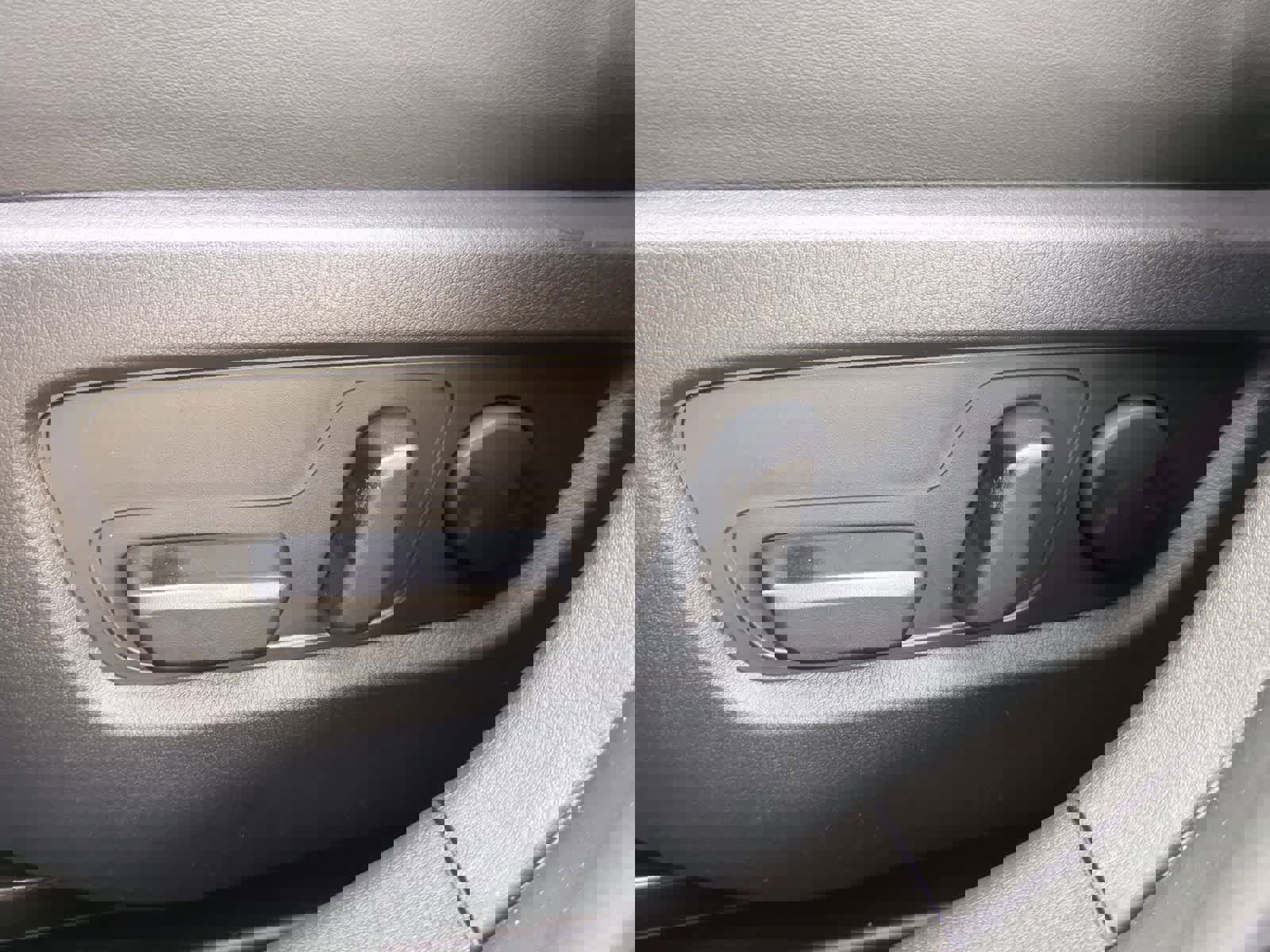 New 2026 MAZDA CX-30 2.5 Turbo w/ Premium Plus Pkg image 16