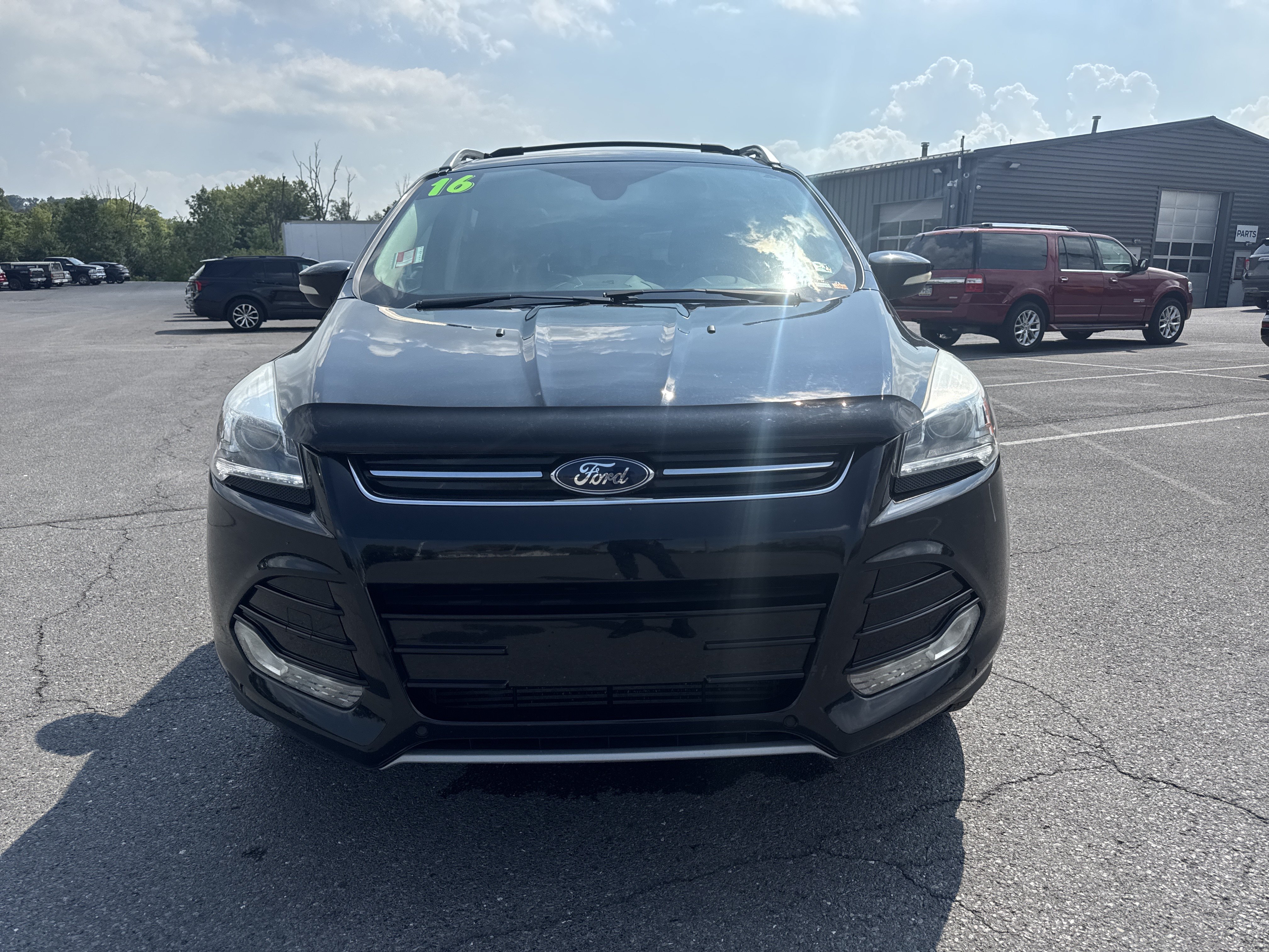 Used 2016 Ford Escape Titanium w/ Equipment Group 301A AWD/4WD image 9