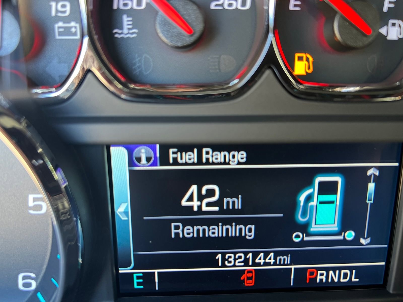 Used 2020 Chevrolet Suburban Premier image 20