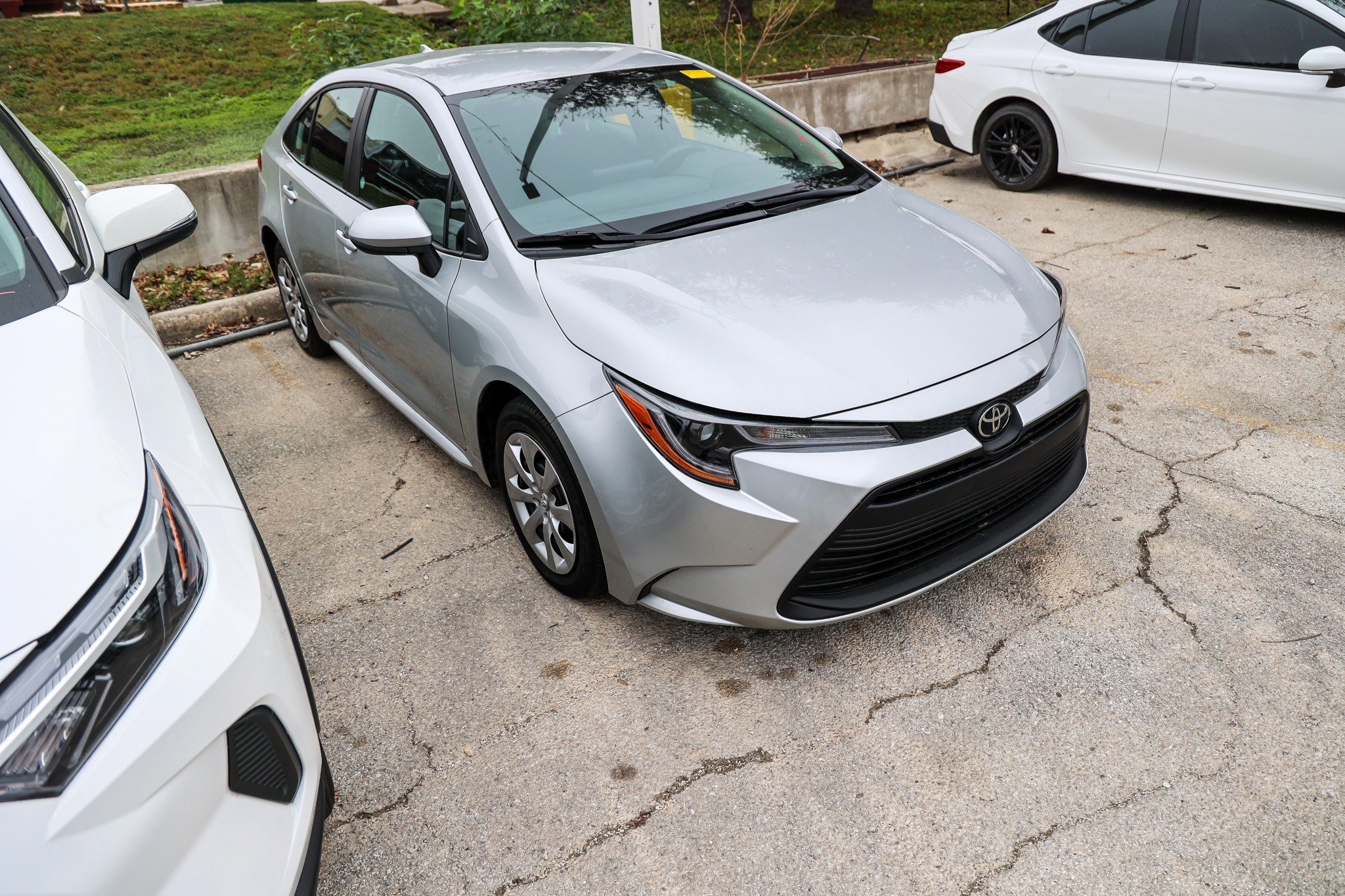 Certified 2025 Toyota Corolla LE image 6