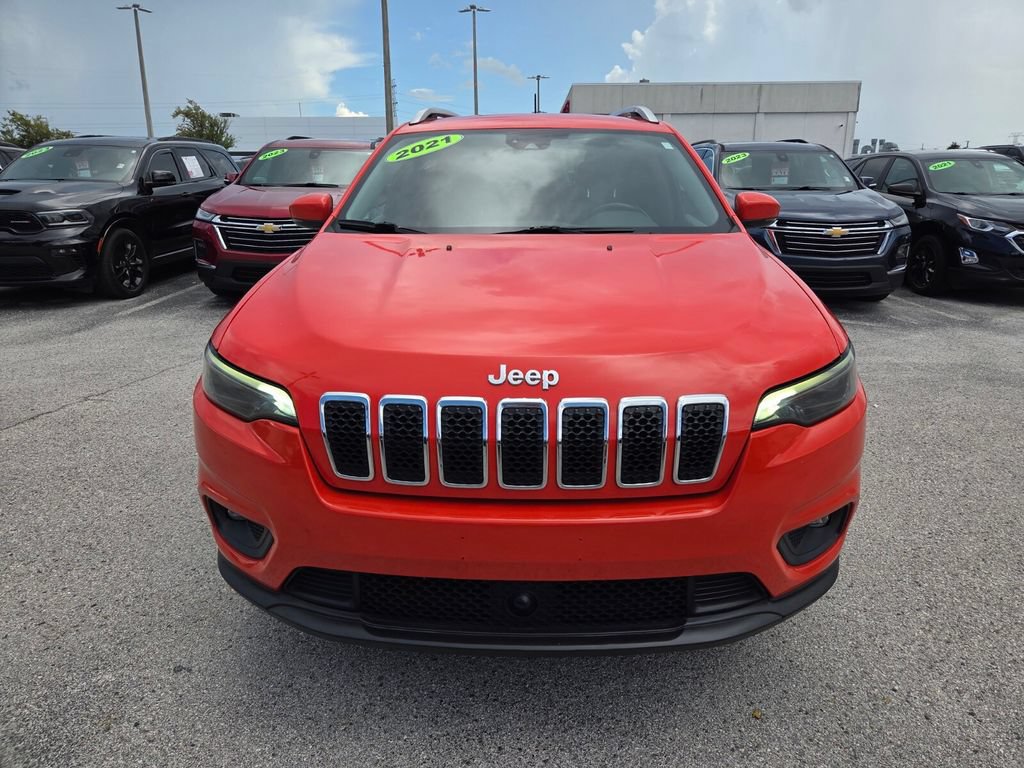 Used 2021 Jeep Cherokee Latitude Lux w/ Comfort/Convenience Group AWD/4WD image 20