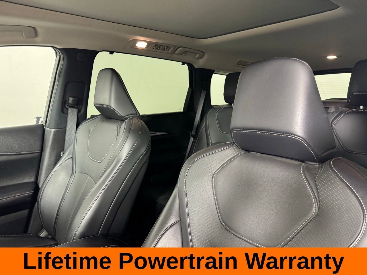 Used 2023 INFINITI QX60 Luxe w/ Performance Audio Package image 12