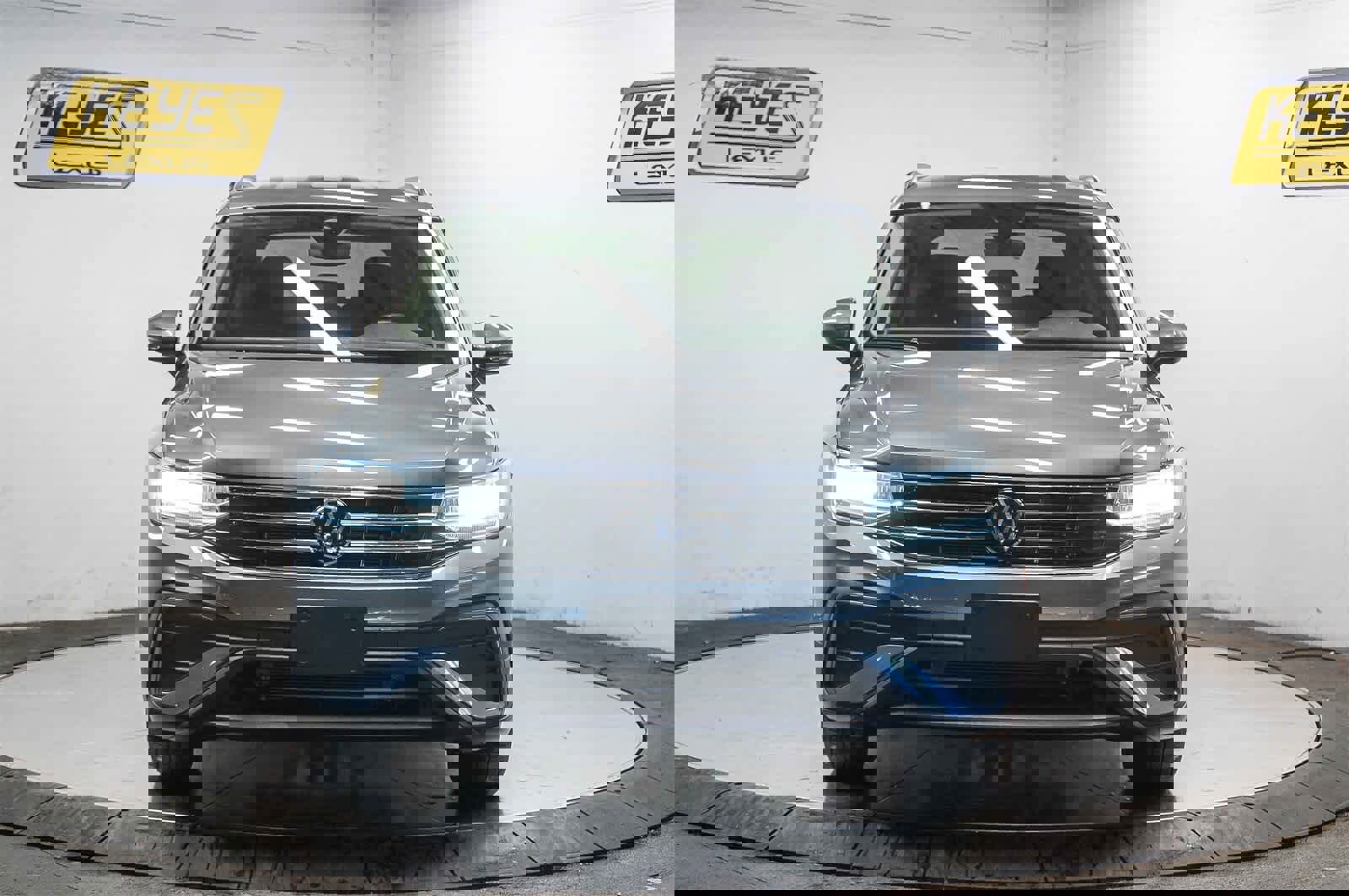 Used 2023 Volkswagen Tiguan S image 6