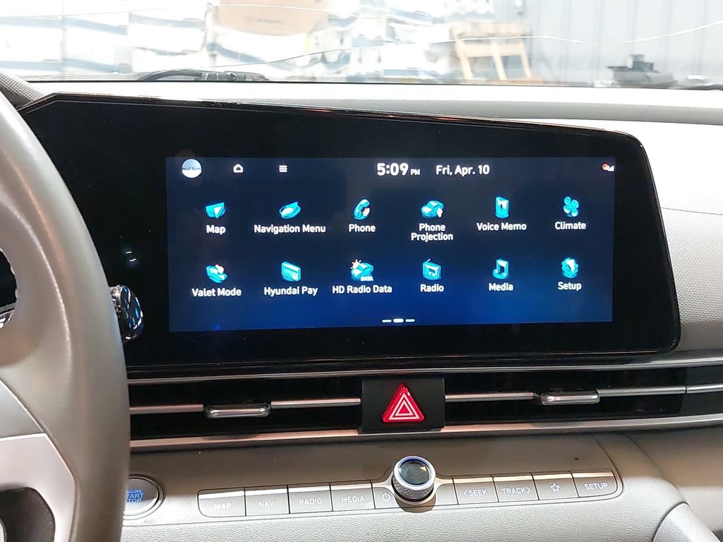 Used 2023 Hyundai Elantra SEL w/ Convenience Package FWD image 21