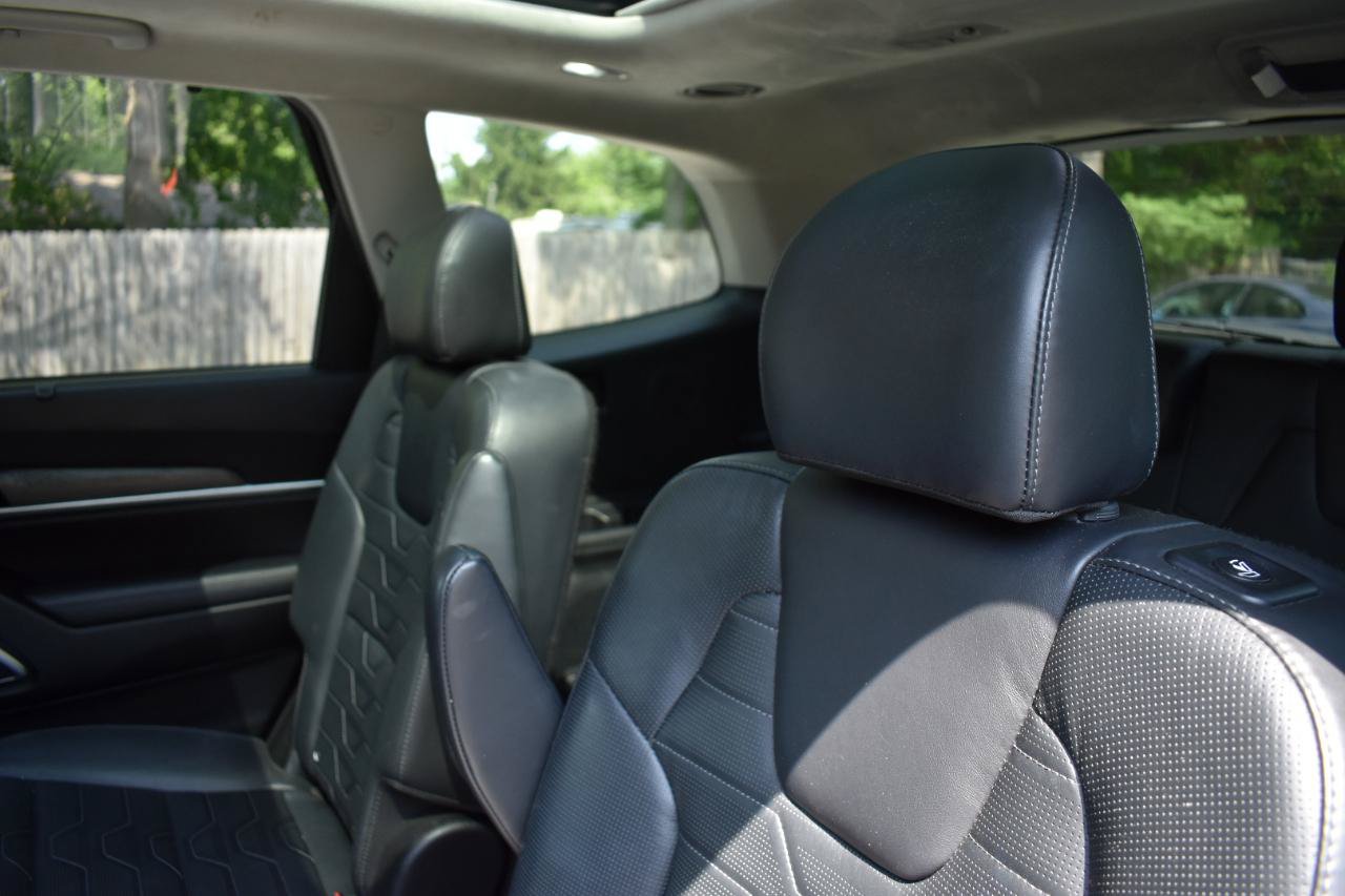 Used 2020 Kia Telluride SX w/ SX Prestige Package AWD/4WD image 18