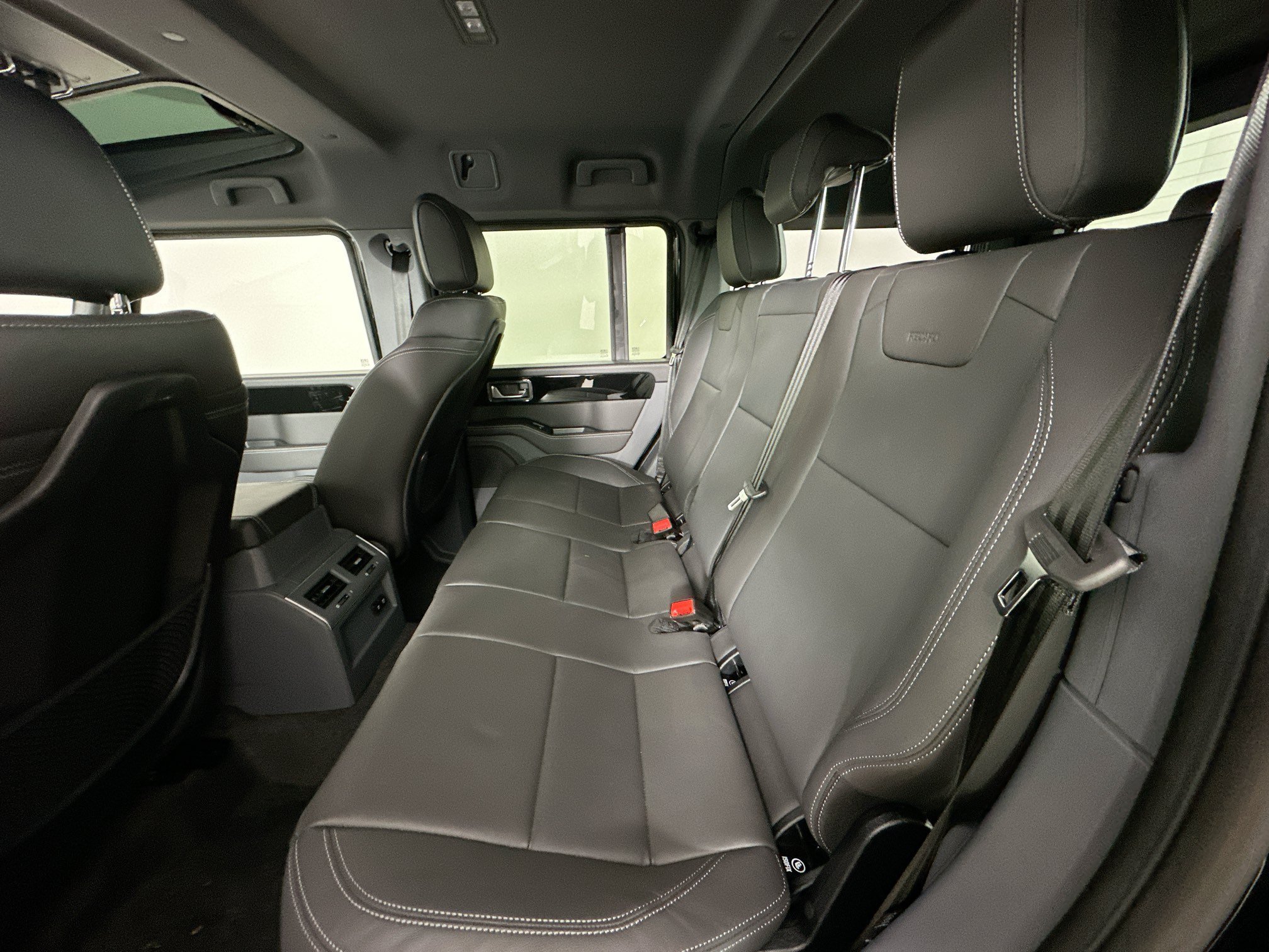 New 2026 INEOS Grenadier Station Wagon AWD/4WD image 38