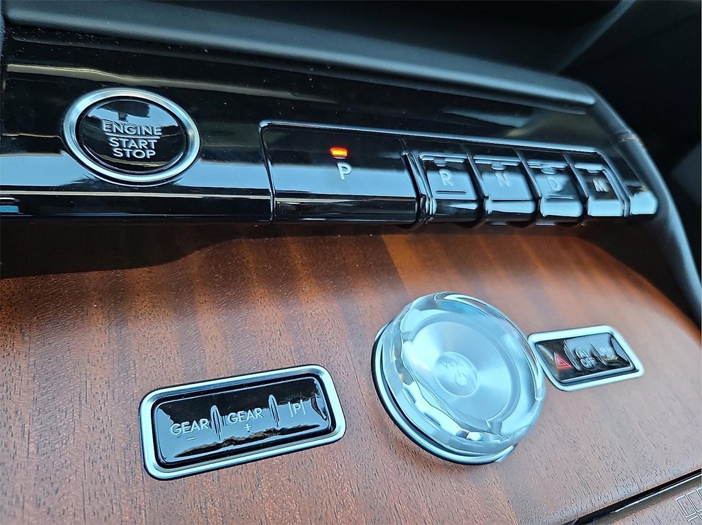 New 2026 Lincoln Navigator L Black Label image 16