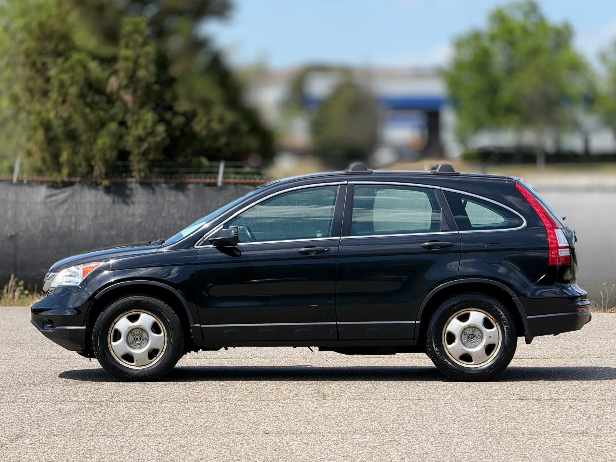Used 2011 Honda CR-V LX image 8