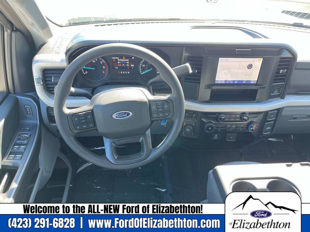 New 2026 Ford F350 4x4 Crew Cab Super Duty image 13