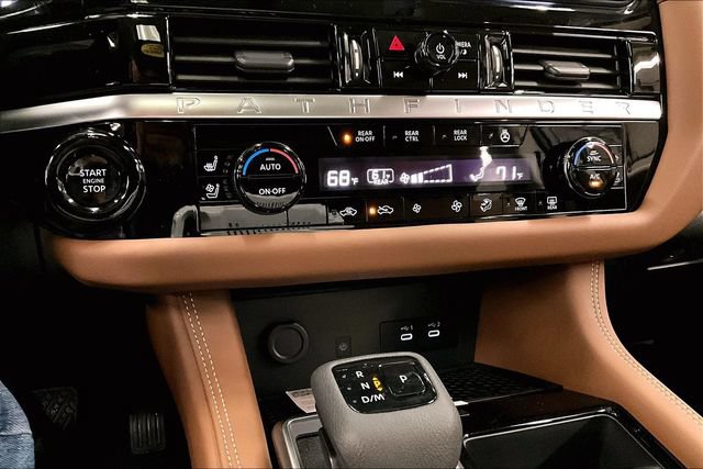 New 2026 Nissan Pathfinder Platinum AWD/4WD image 28