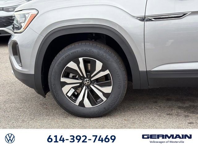 New 2026 Volkswagen Atlas Cross Sport SE image 13