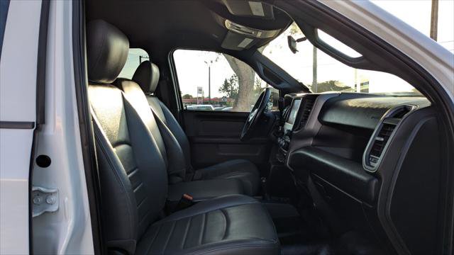 Used 2022 RAM 3500 Tradesman w/ Chrome Appearance Group image 21