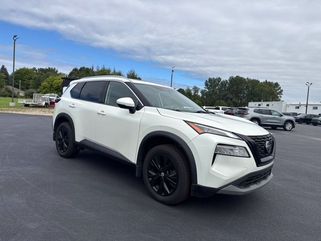 Used 2021 Nissan Rogue SV AWD/4WD image 7