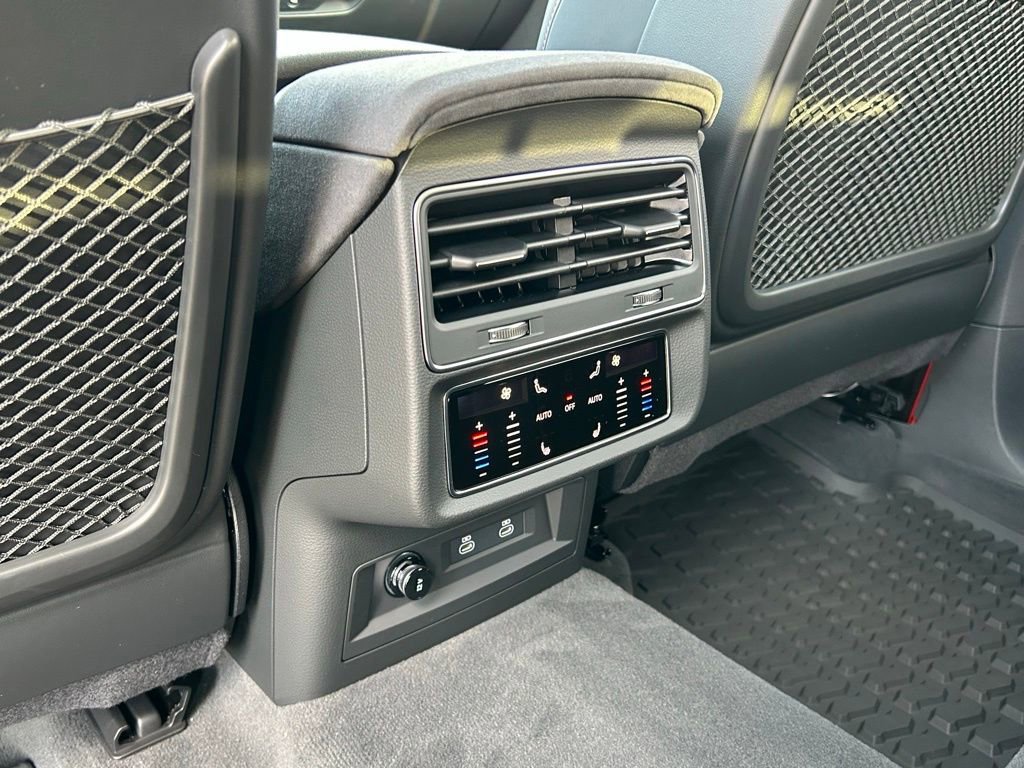 New 2026 Audi RS Q8 performance image 73