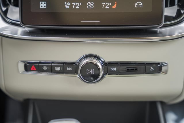 New 2027 Volvo XC90 B6 Ultra AWD/4WD image 23