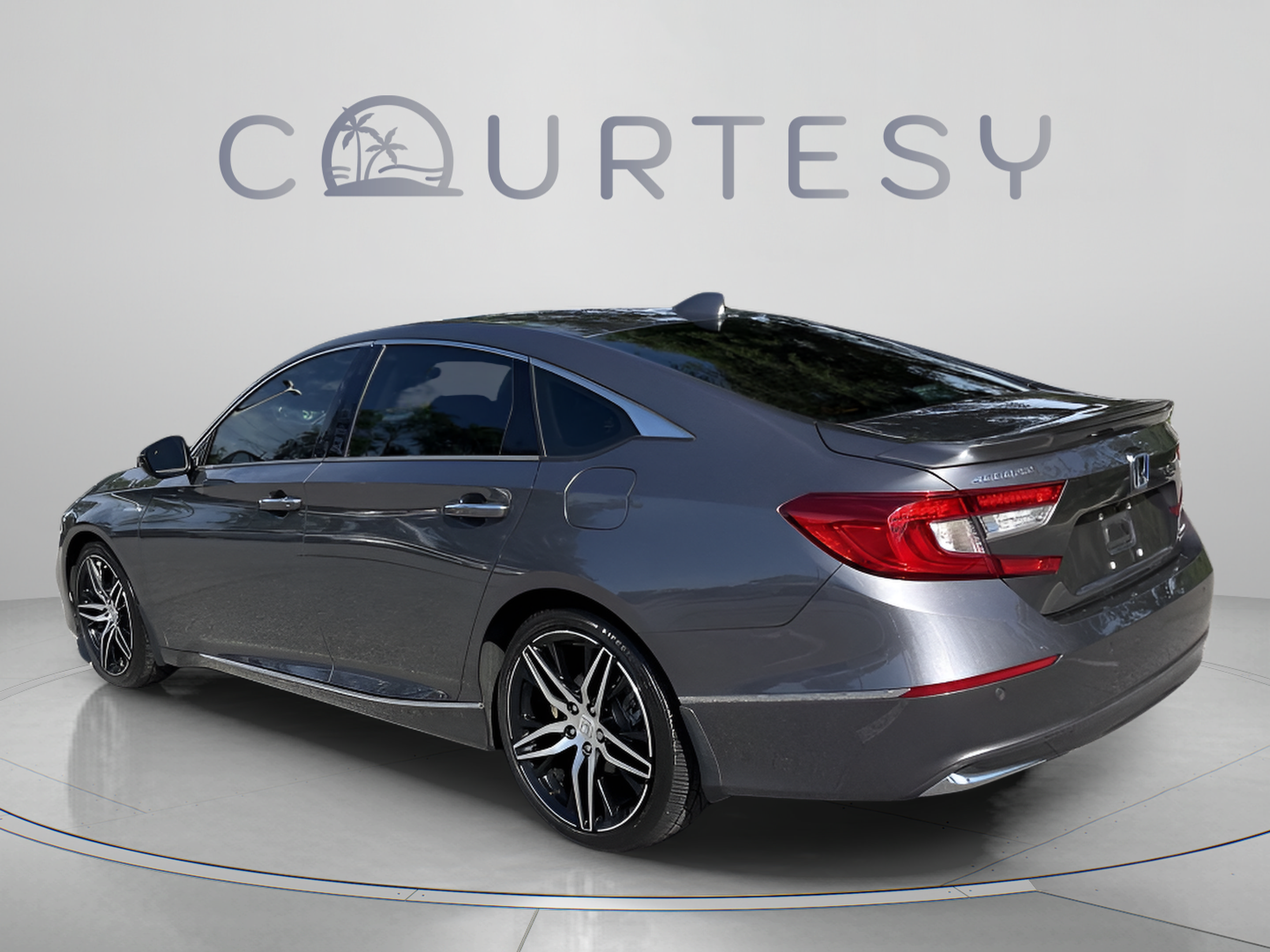Used 2022 Honda Accord Touring image 5