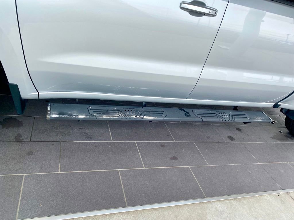 Used 2021 Chevrolet Silverado 1500 RST RWD image 11